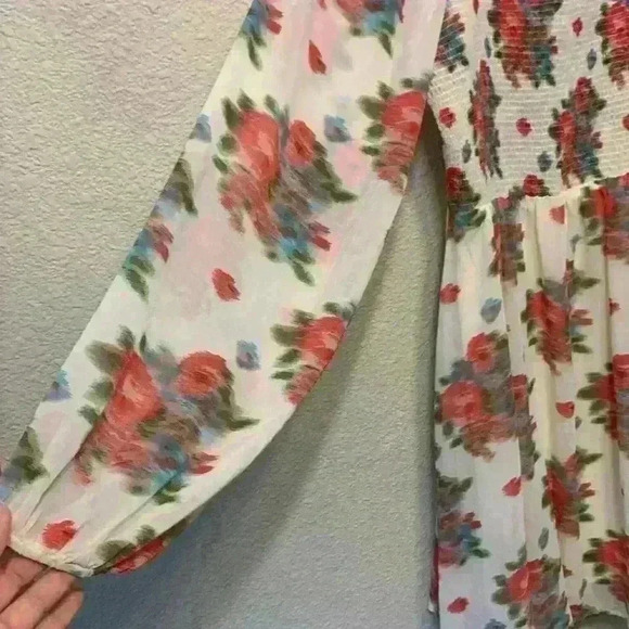 White floral smocked mini dress sz L summer wedding guest bridal shower feminine - Picture 4 of 9